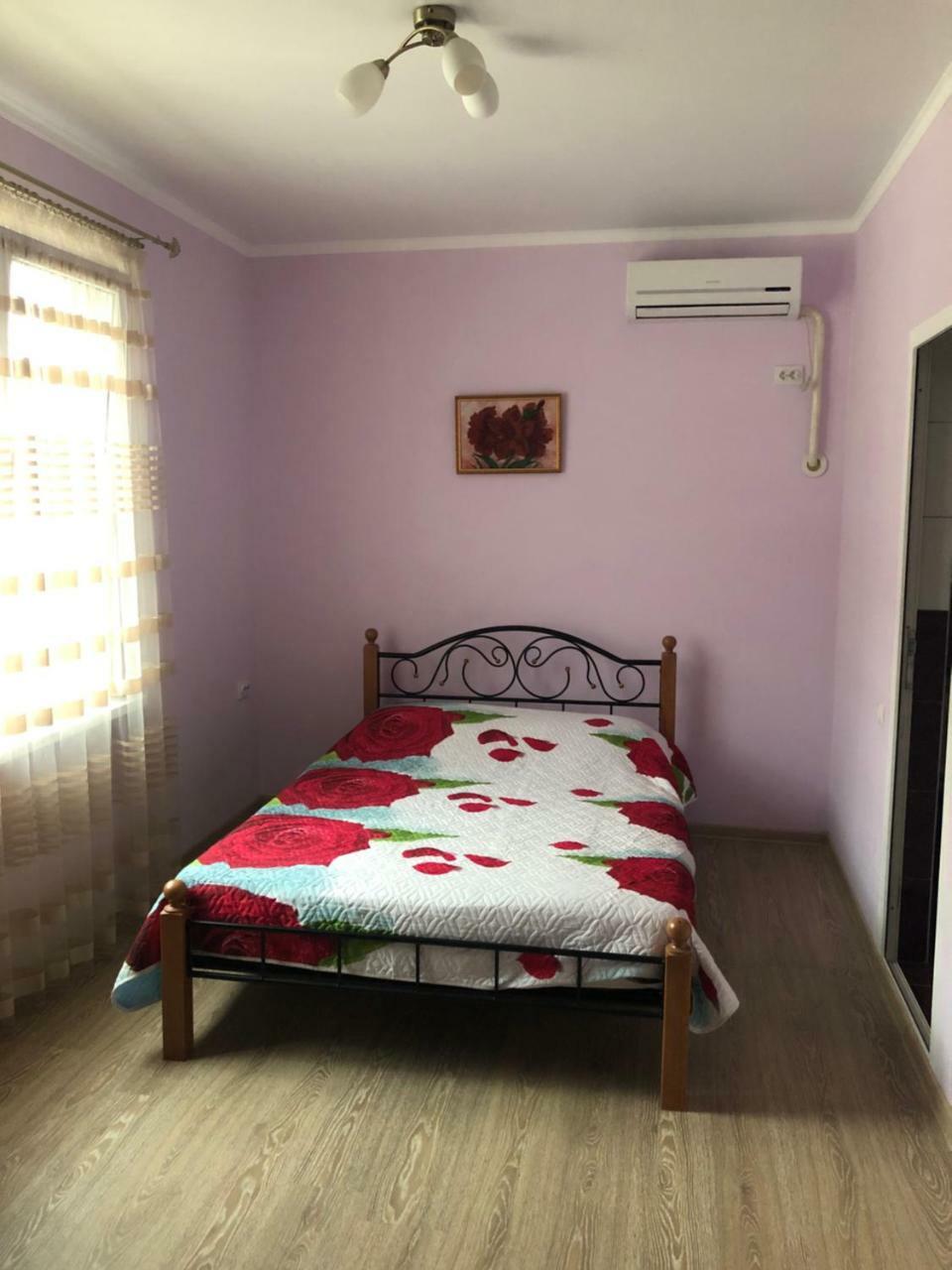 Guest House Nadia Soukhoumi Extérieur photo
