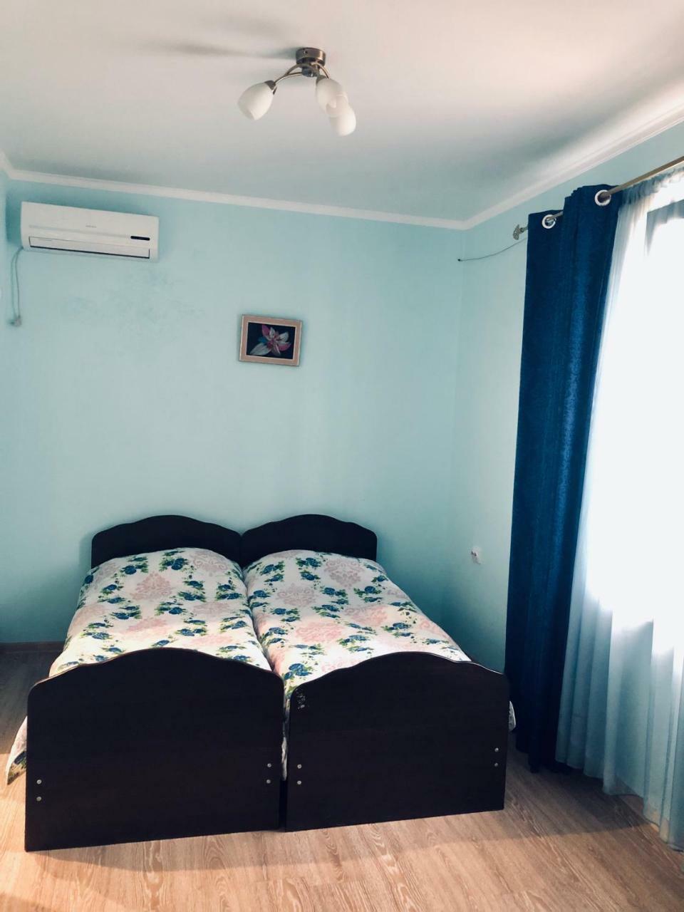 Guest House Nadia Soukhoumi Extérieur photo